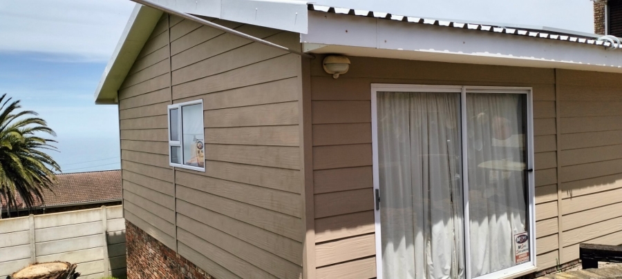 4 Bedroom Property for Sale in Dana Bay Western Cape